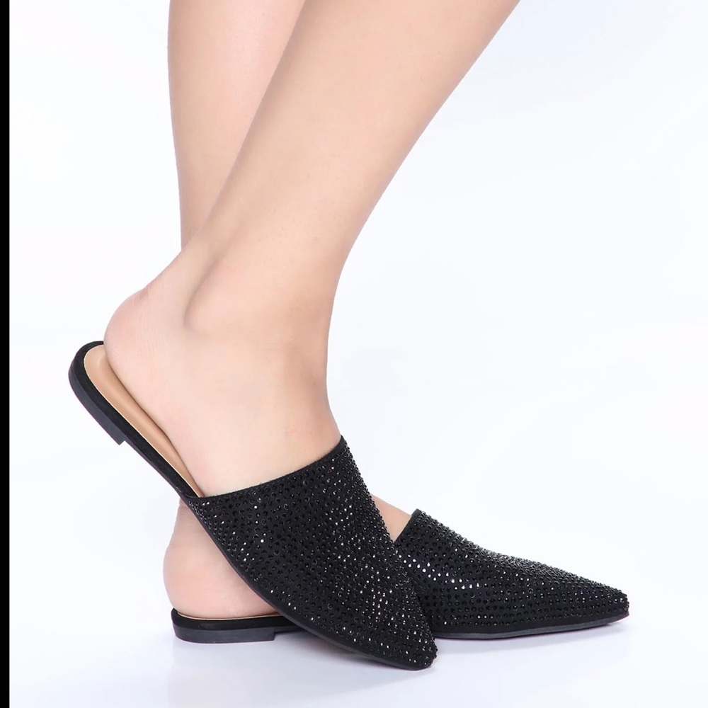 Woman’s Black Rhinestone Flats Mules Sz 10